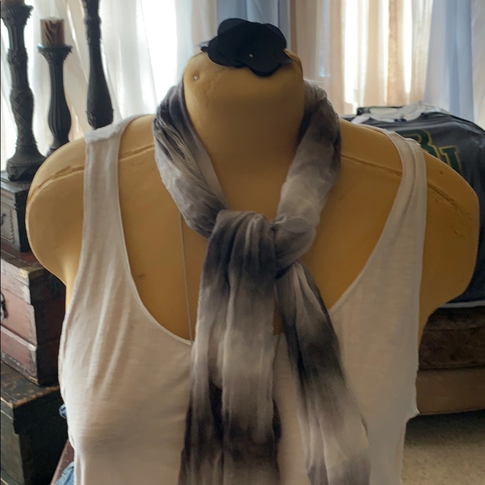 Gray And White scarf